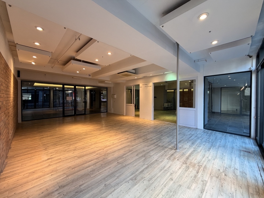 To Let Commercial Property for Rent in De Waterkant Western Cape